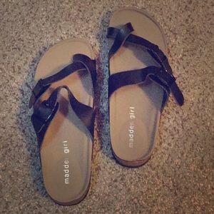 NEVER WORN Madden Girl Sandals Size 5